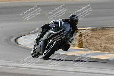 media/Feb-07-2025-CVMA Friday Practice (Fri) [[7034960ba2]]/4-Racer 4/Session 3 (Turn 8)/